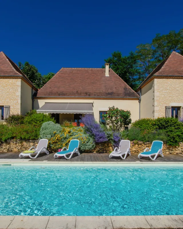 Piscine du gîte Les Châtaigniers pour 8 personnes à Sarlat - Les Maséliades