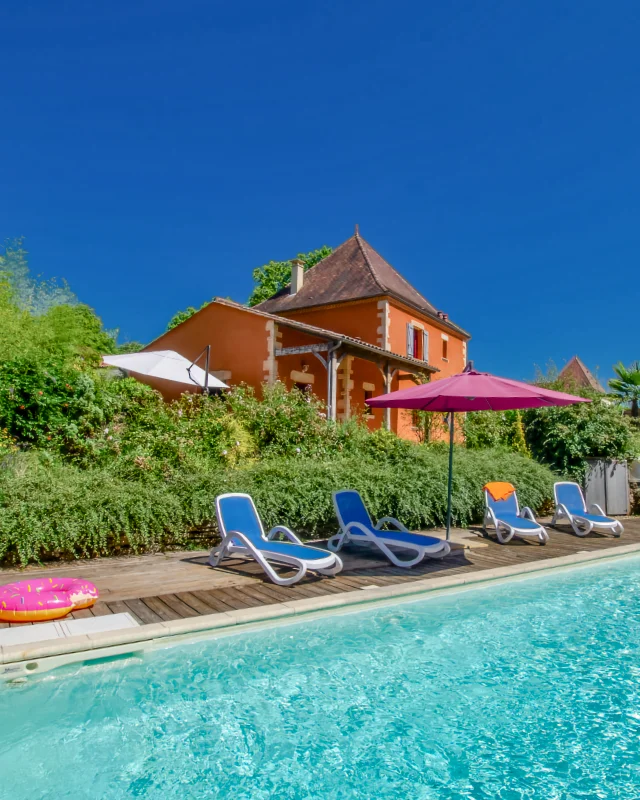 Piscine du gîte Les Lauriers pour 8 personnes à Sarlat - Les Maséliades